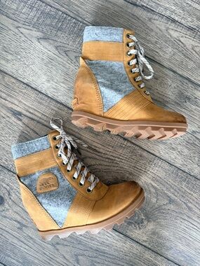 Sorel Lexie Wedge Bootie